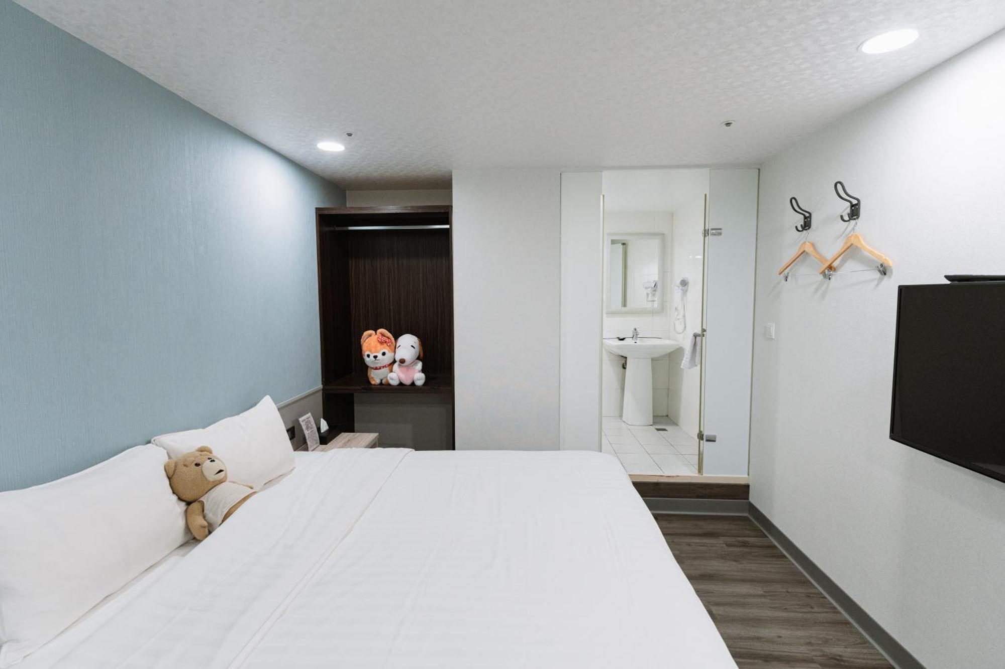 歐法行旅 O Fun Hotel Тайбэй Экстерьер фото