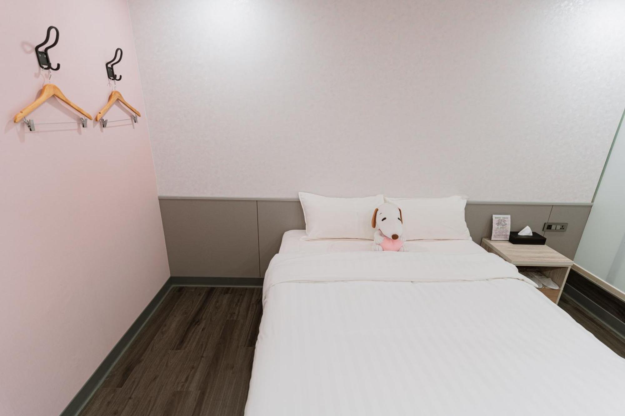 歐法行旅 O Fun Hotel Тайбэй Экстерьер фото